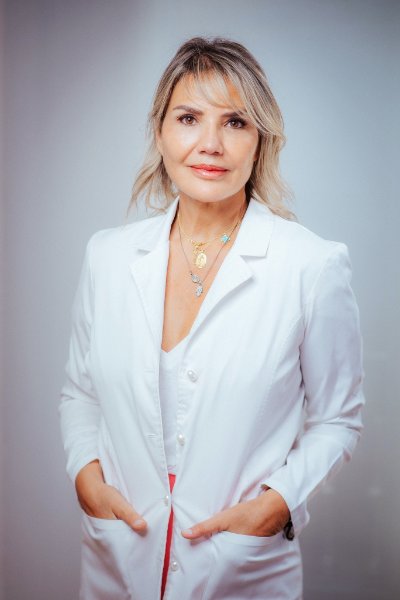 Dra Carina Lladó