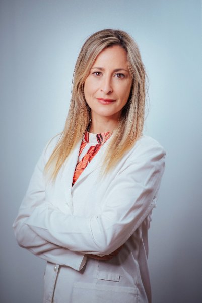 Dra Cristina Núñez